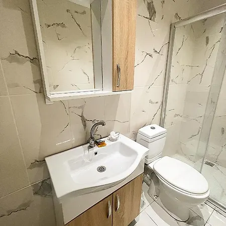 One Bedroom Close To Taksim Square5 Lägenhet